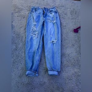 American Eagle Mom Jeans
